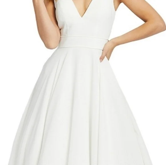 Mac Duggal | Dresses | Ieena For Mac Duggal White Vneck Wedding Prom Ball Gown | Poshmark Mac Duggal | Dresses | Ieena For Mac Duggal White Vneck Wedding Prom Ball Gown | Poshmark